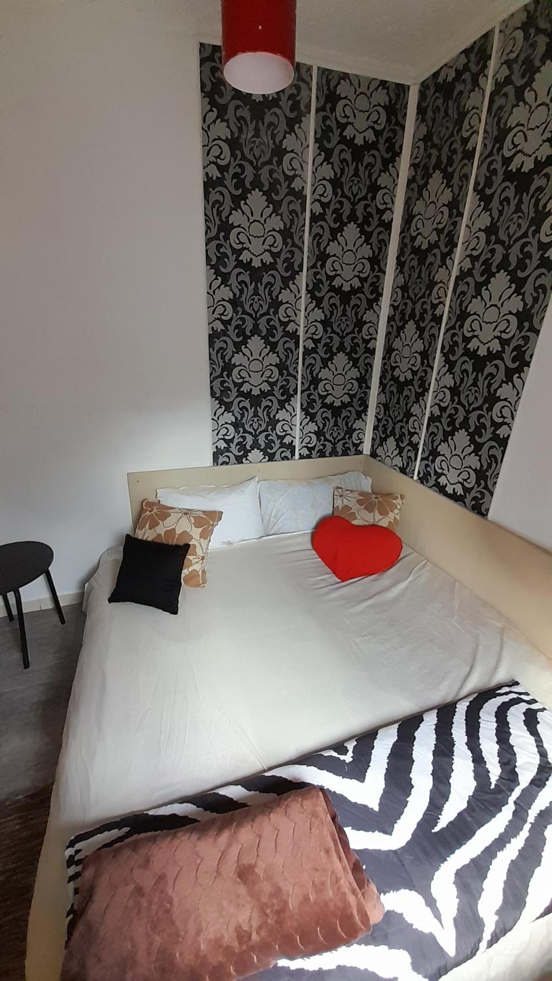 Kosta Apartments Subotica Oda fotoğraf