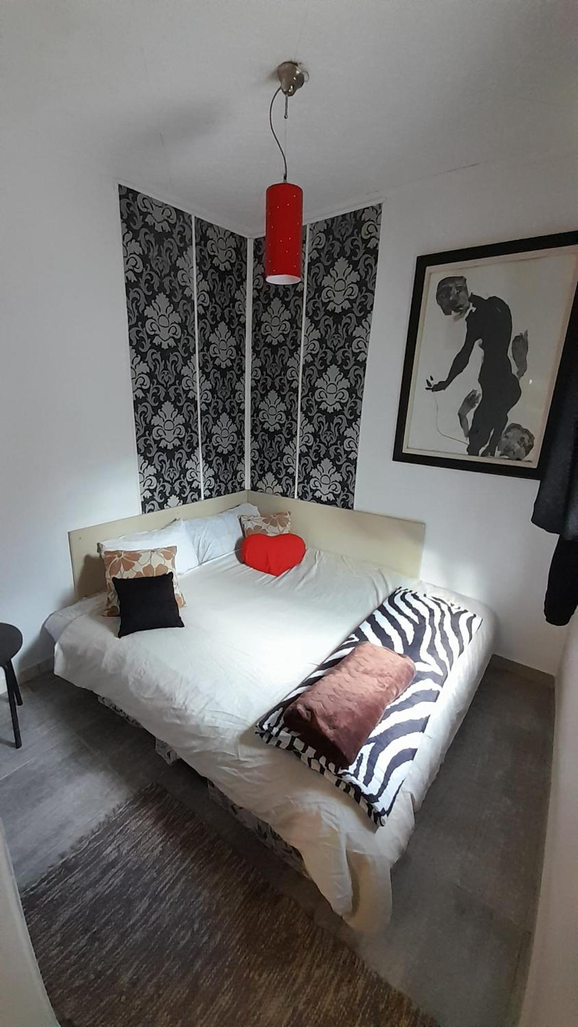 Kosta Apartments Subotica Oda fotoğraf